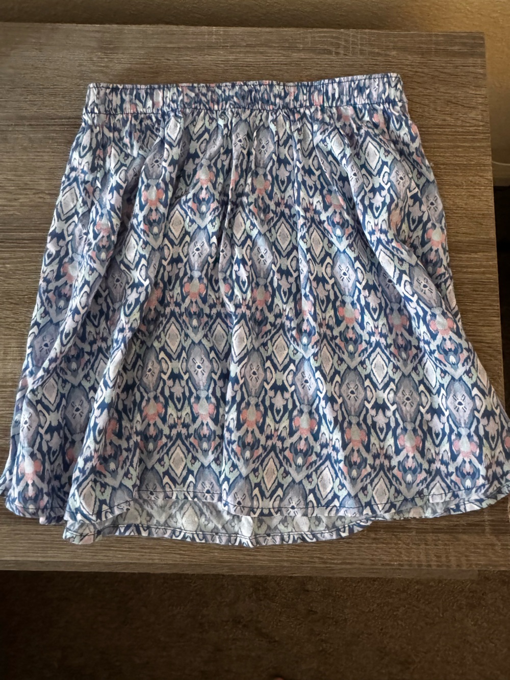 Hollister skirt size small